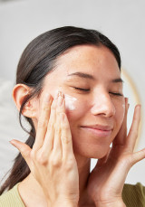 Интензивен хидратиращ крем за лице Витамин C 50 ml