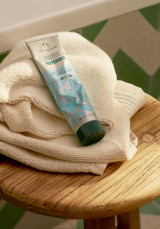 Ревитализиращ ексфолиант за крака Peppermint 100 ml