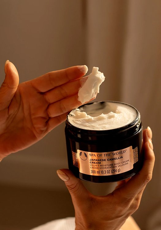 Крем за тяло Japanese Camellia Spa of the World™ 300 ml
