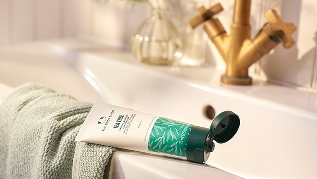 черни точки