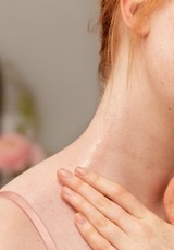 Лосион за тяло White Musk® Flora 250 ml