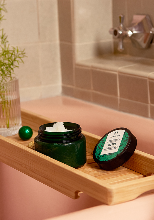 Ексфолиращ шампоан за коса Чаено дърво 240 ml