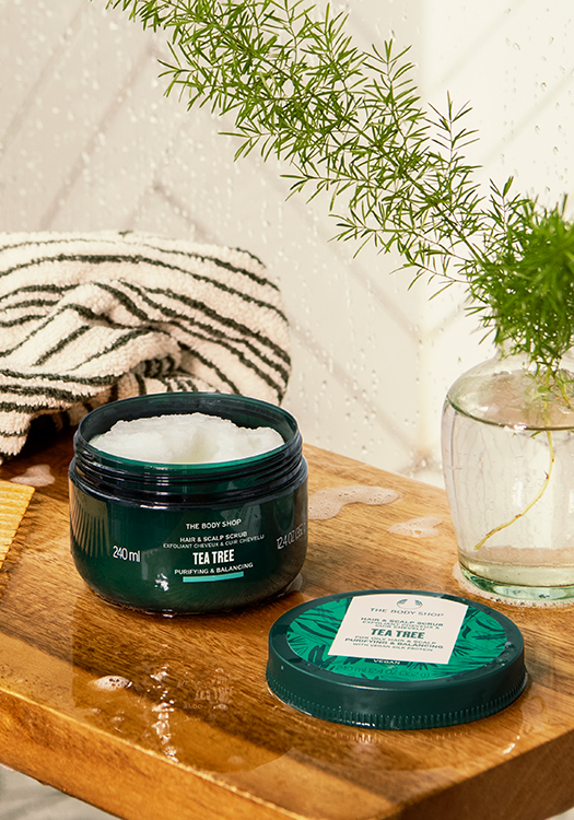 Ексфолиращ шампоан за коса Чаено дърво 240 ml