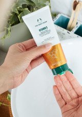 Ежедневен ексфолиант за лице Витамин С 100 ml