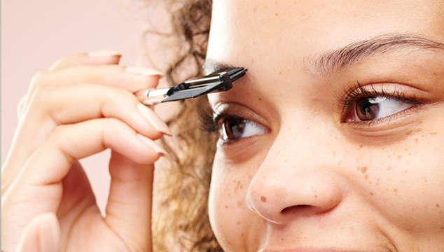 оформяне на вежди