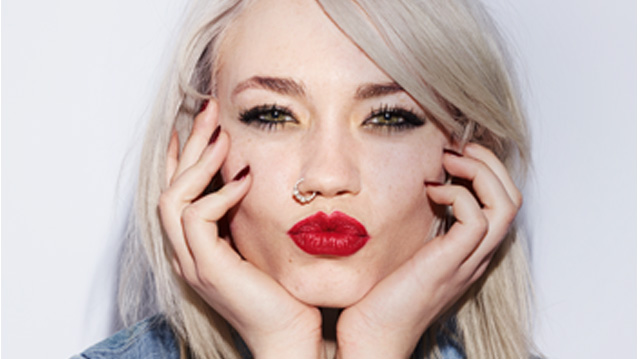 оформяне на вежди